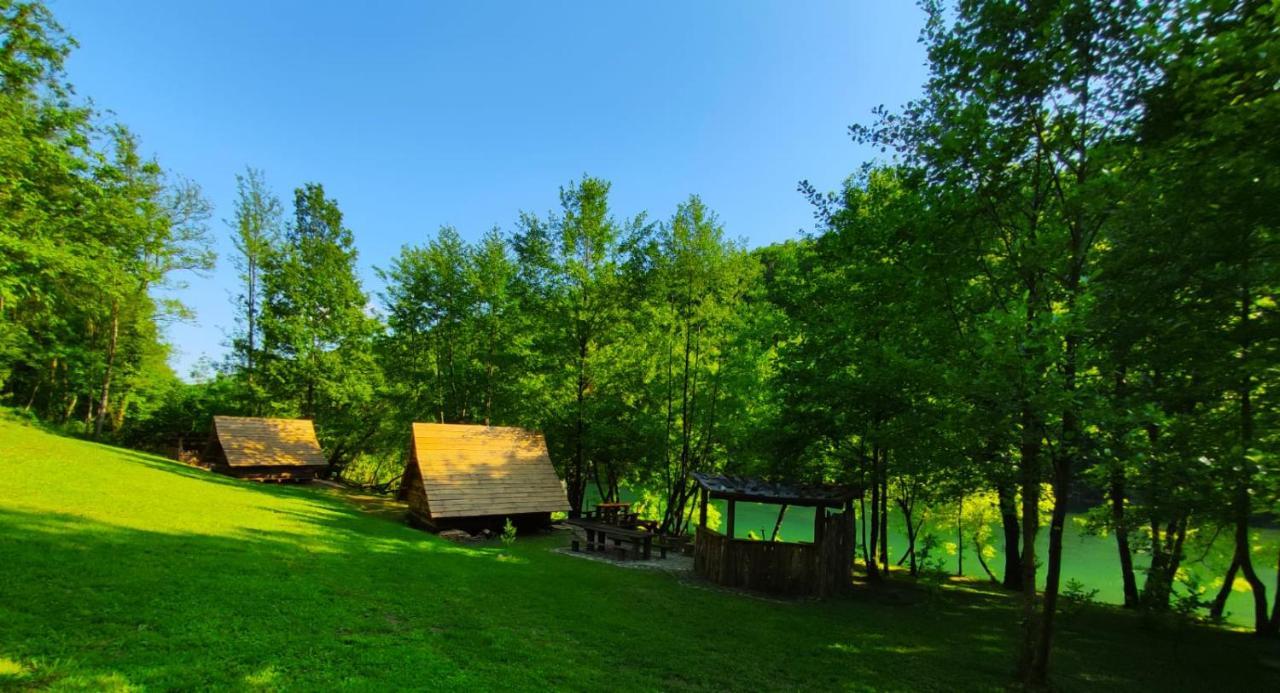 Kolibe - Robinson Camp Kupa Hotel Netretic Exterior photo